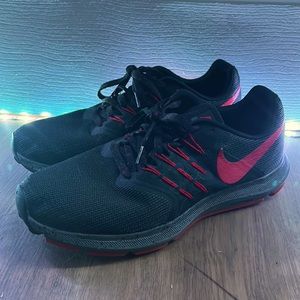 Nike men’s run swift se